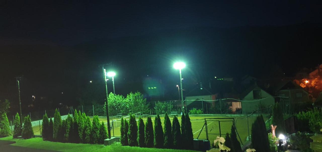 Knez Apartmani Senje Exteriör bild