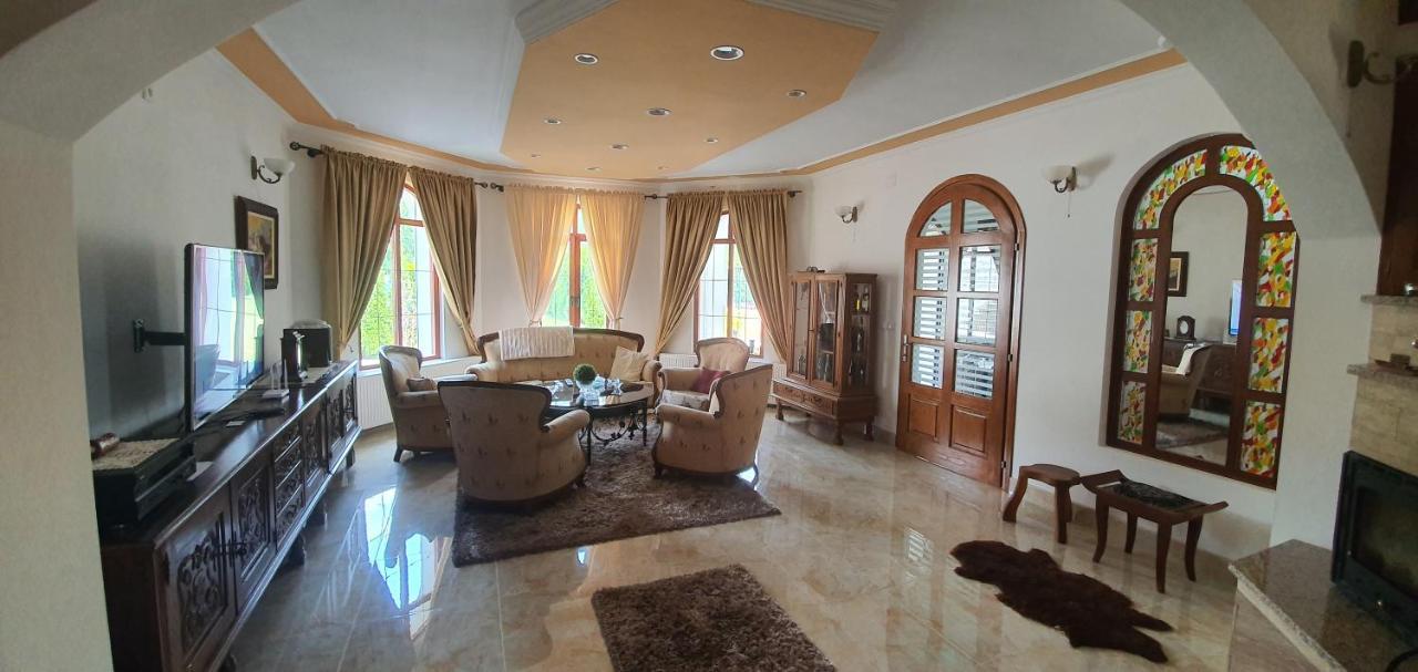Knez Apartmani Senje Exteriör bild