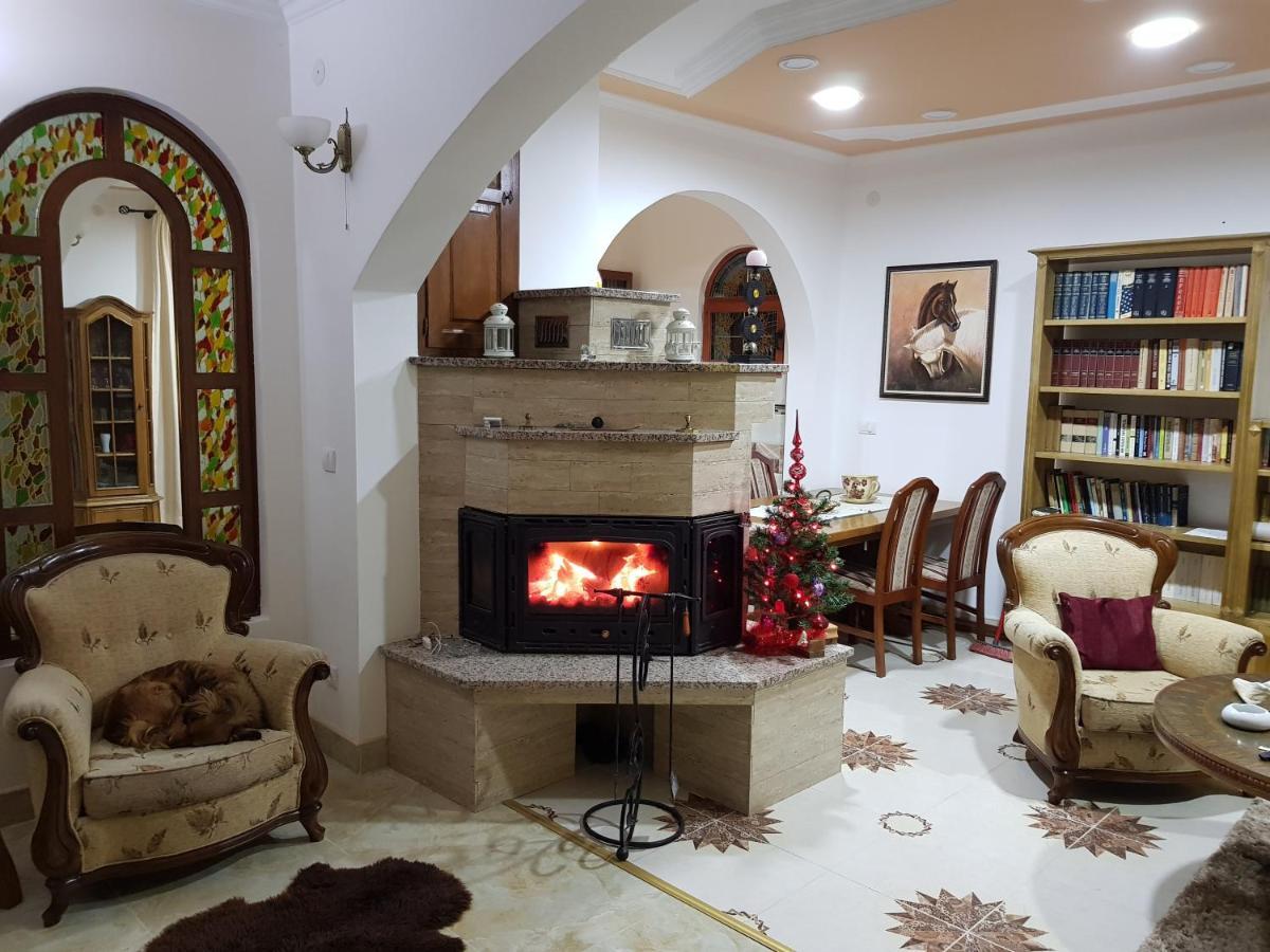 Knez Apartmani Senje Exteriör bild